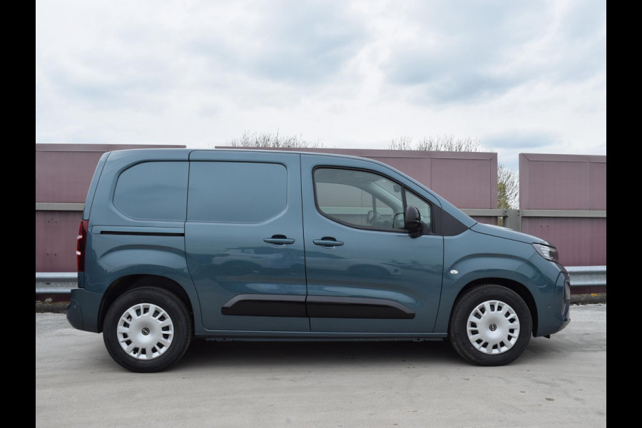 Opel Combo Electric 136 L1 50kWh | 8 JAAR GARANTIE | BETIMMERING | CAMERA + SENSOREN | NAVIGATIE