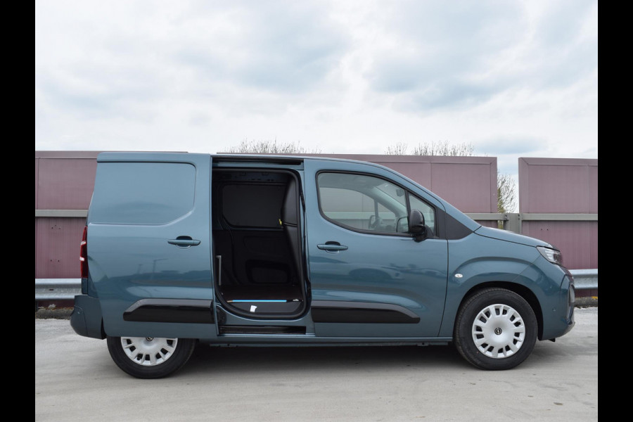 Opel Combo Electric 136 L1 50kWh | 8 JAAR GARANTIE | BETIMMERING | CAMERA + SENSOREN | NAVIGATIE