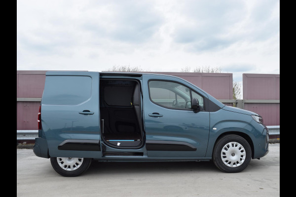 Opel Combo Electric 136 L1 50kWh | 8 JAAR GARANTIE | BETIMMERING | CAMERA + SENSOREN | NAVIGATIE