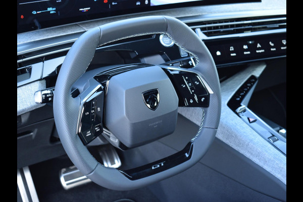 Peugeot E-3008 GT Avantage 210 73 kWh WARMTEPOMP | 360 CAMERA MET SENSOREN | NAVIGATIE / CARPLAY | UIT VOORRAAD LEVERBAAR