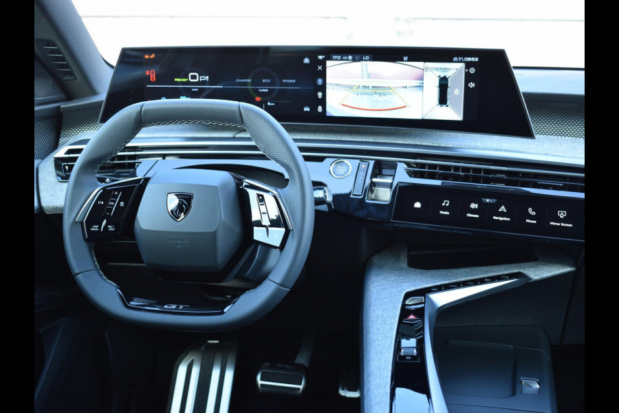 Peugeot E-3008 GT Avantage 210 73 kWh WARMTEPOMP | 360 CAMERA MET SENSOREN | NAVIGATIE / CARPLAY | UIT VOORRAAD LEVERBAAR