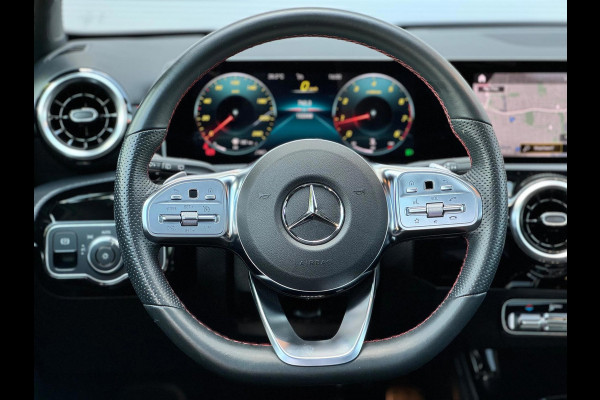 Mercedes-Benz A-Klasse 180 Business Solution AMG Pano/Camera
