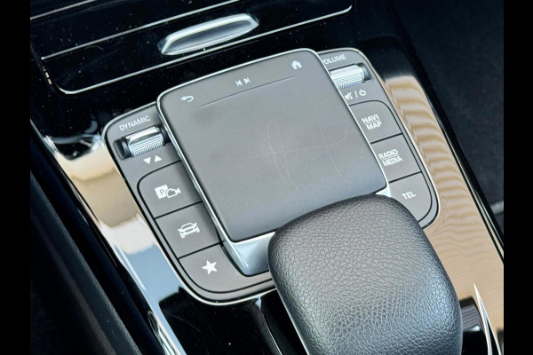 Mercedes-Benz A-Klasse 180 Business Solution AMG Pano/Camera