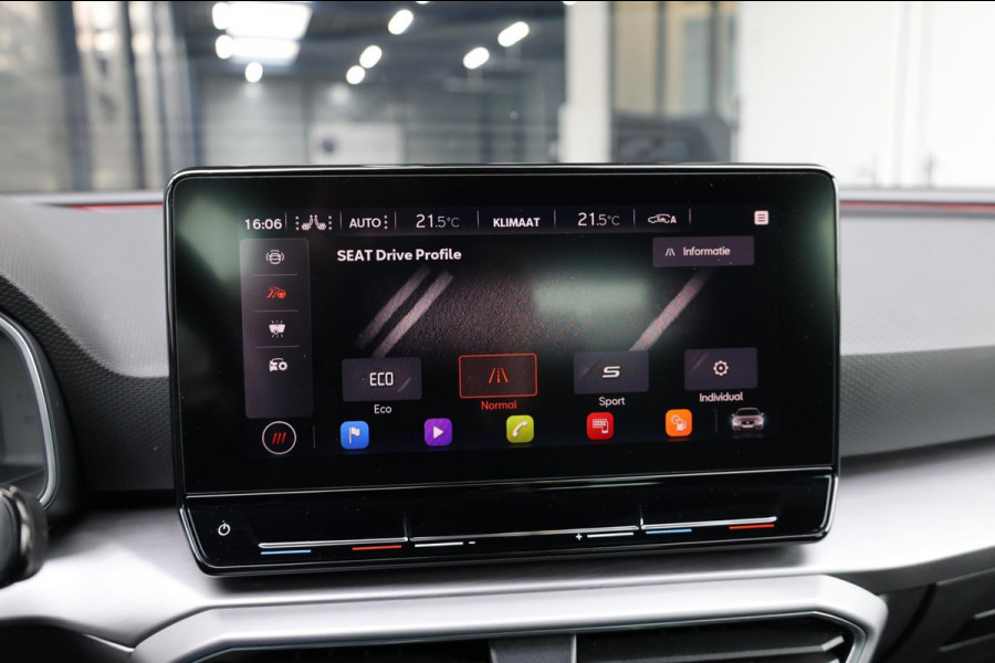 Seat Leon 1.5 eTSI FR LED/SFEER/VIRTUAL/PANORAMADAK/S.VERWARMING/18' LMV/CAM/ACC/ECC/12 MND GARANTIE!
