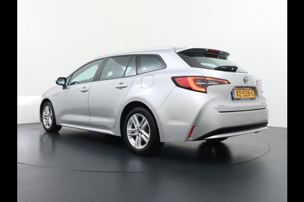 Toyota Corolla Touring Sports 1.8 Hybrid Active VAN: 19.900,- VOOR: 17.877,- UW HERFSTVOORDEEL: 2.023,- ORIG. NL. NAP KM. | CAMERA  DEALER ONDERHOUDEN | 10 JAAR TOYOTAGARANTIE