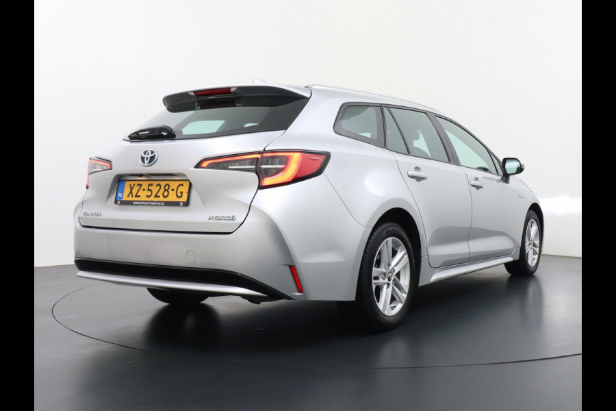 Toyota Corolla Touring Sports 1.8 Hybrid Active VAN: 19.900,- VOOR: 17.877,- UW HERFSTVOORDEEL: 2.023,- ORIG. NL. NAP KM. | CAMERA  DEALER ONDERHOUDEN | 10 JAAR TOYOTAGARANTIE