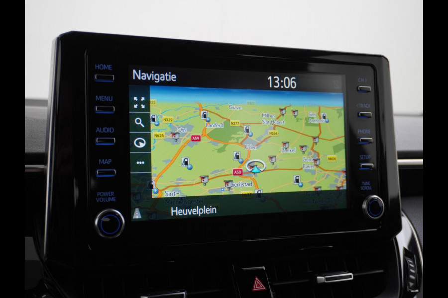 Toyota Corolla Touring Sports 1.8 Hybrid Active VAN: 19.900,- VOOR: 17.877,- UW HERFSTVOORDEEL: 2.023,- ORIG. NL. NAP KM. | CAMERA  DEALER ONDERHOUDEN | 10 JAAR TOYOTAGARANTIE