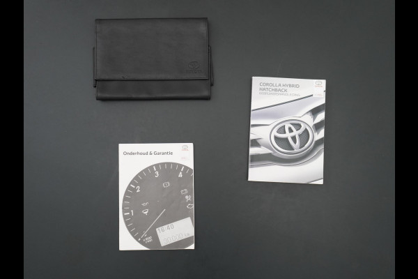 Toyota Corolla Touring Sports 1.8 Hybrid Active VAN: 19.900,- VOOR: 17.877,- UW HERFSTVOORDEEL: 2.023,- ORIG. NL. NAP KM. | CAMERA  DEALER ONDERHOUDEN | 10 JAAR TOYOTAGARANTIE
