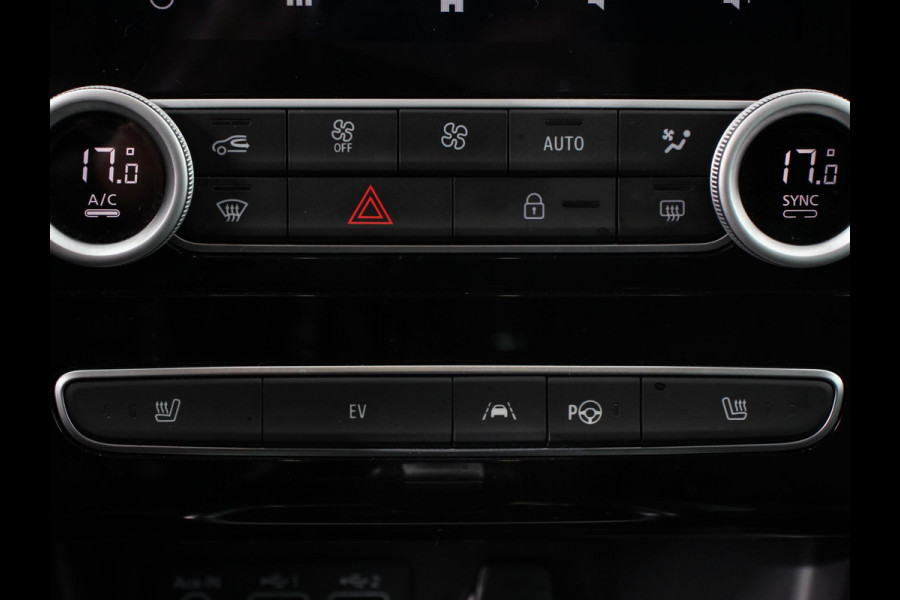 Renault MEGANE Estate 1.6 E-Tech PHEV 160pk Techno Leder Pack Airco|ECC Navi Carplay PDC VA + Camera Trekhaak Massage Full LED 160 pk