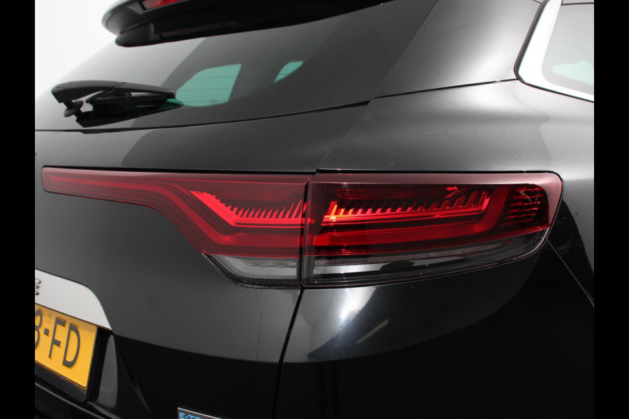 Renault MEGANE Estate 1.6 E-Tech PHEV 160pk Techno Leder Pack Airco|ECC Navi Carplay PDC VA + Camera Trekhaak Massage Full LED 160 pk