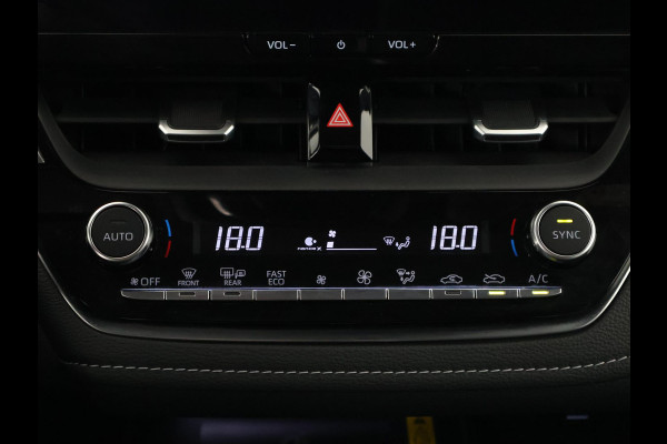 Toyota Corolla High Power Hybrid 200 Dynamic | Dodehoek detectie | Stoel-/Stuurverwarming | Parkeersensoren | Apple Carplay & AndroidAUTO