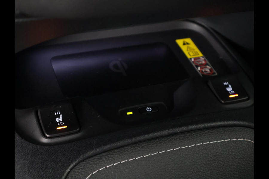 Toyota Corolla High Power Hybrid 200 Dynamic | Dodehoek detectie | Stoel-/Stuurverwarming | Parkeersensoren | Apple Carplay & AndroidAUTO