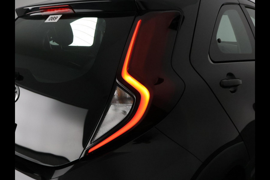 Toyota Aygo X 1.0 VVT-i S-CVT Play Automaat | Apple Carplay & AndroidAUTO | Camera | Airco |