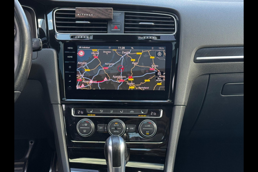 Volkswagen Golf 2.0TSI R 4MOTION 310PK PANO VIRTUAL DASH ADAPTIVE CRUISE CARPLAY LEDER ELEKTRISCHE VERSTELLING