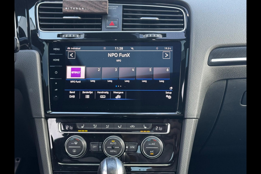 Volkswagen Golf 2.0TSI R 4MOTION 310PK PANO VIRTUAL DASH ADAPTIVE CRUISE CARPLAY LEDER ELEKTRISCHE VERSTELLING