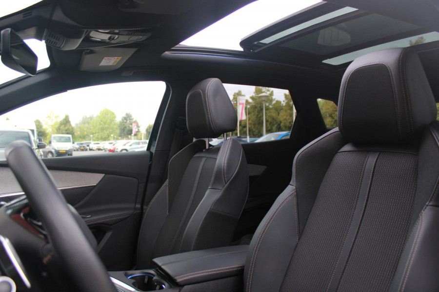 Peugeot 3008 1.6 HYbrid4 300PK GT 4WD | PANORAMISCH SCHUIF/KANTEL DAK | 19" LICHTMETALEN VELGEN "BLACK PACK" | DODEHOEK DETECTIE | NAVIGATIE | APPLE CARPLAY/ANDROID AUTO | ADAPTIVE CRUISE CONTROL | ACHTERUITRIJ CAMERA | PARKEERSENSOREN VOOR EN ACHTER | FULL LED KOPLAMPEN | CLIMATE CONTROL | DAB+ RADIO |