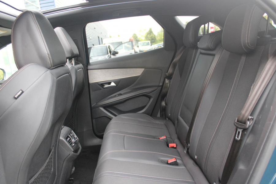 Peugeot 3008 1.6 HYbrid4 300PK GT 4WD | PANORAMISCH SCHUIF/KANTEL DAK | 19" LICHTMETALEN VELGEN "BLACK PACK" | DODEHOEK DETECTIE | NAVIGATIE | APPLE CARPLAY/ANDROID AUTO | ADAPTIVE CRUISE CONTROL | ACHTERUITRIJ CAMERA | PARKEERSENSOREN VOOR EN ACHTER | FULL LED KOPLAMPEN | CLIMATE CONTROL | DAB+ RADIO |