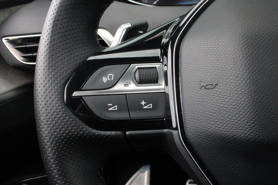 Peugeot 3008 1.6 HYbrid4 300PK GT 4WD | PANORAMISCH SCHUIF/KANTEL DAK | 19" LICHTMETALEN VELGEN "BLACK PACK" | DODEHOEK DETECTIE | NAVIGATIE | APPLE CARPLAY/ANDROID AUTO | ADAPTIVE CRUISE CONTROL | ACHTERUITRIJ CAMERA | PARKEERSENSOREN VOOR EN ACHTER | FULL LED KOPLAMPEN | CLIMATE CONTROL | DAB+ RADIO |