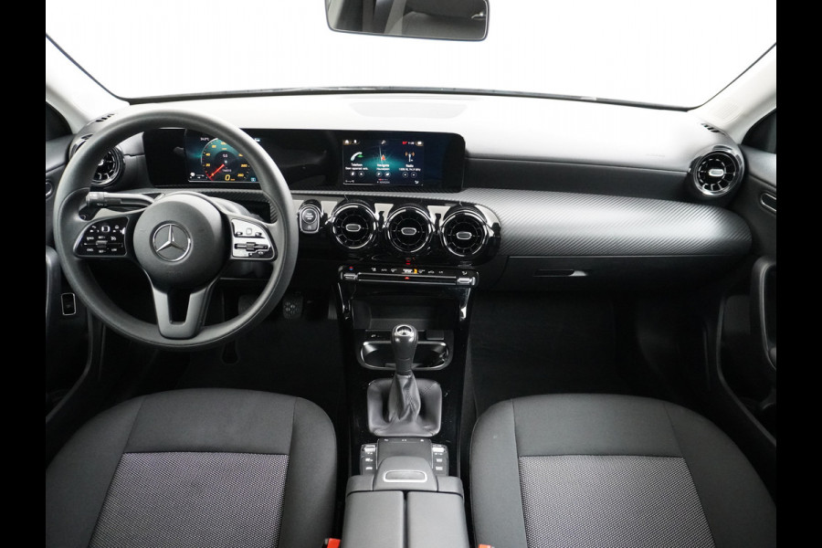 Mercedes-Benz A-Klasse 180 Sedan Navi Ecc Camera Cruise Control Pdc Keyless Stoelverwarming Regen-Lichtsensor Led Lmv Bluetooth