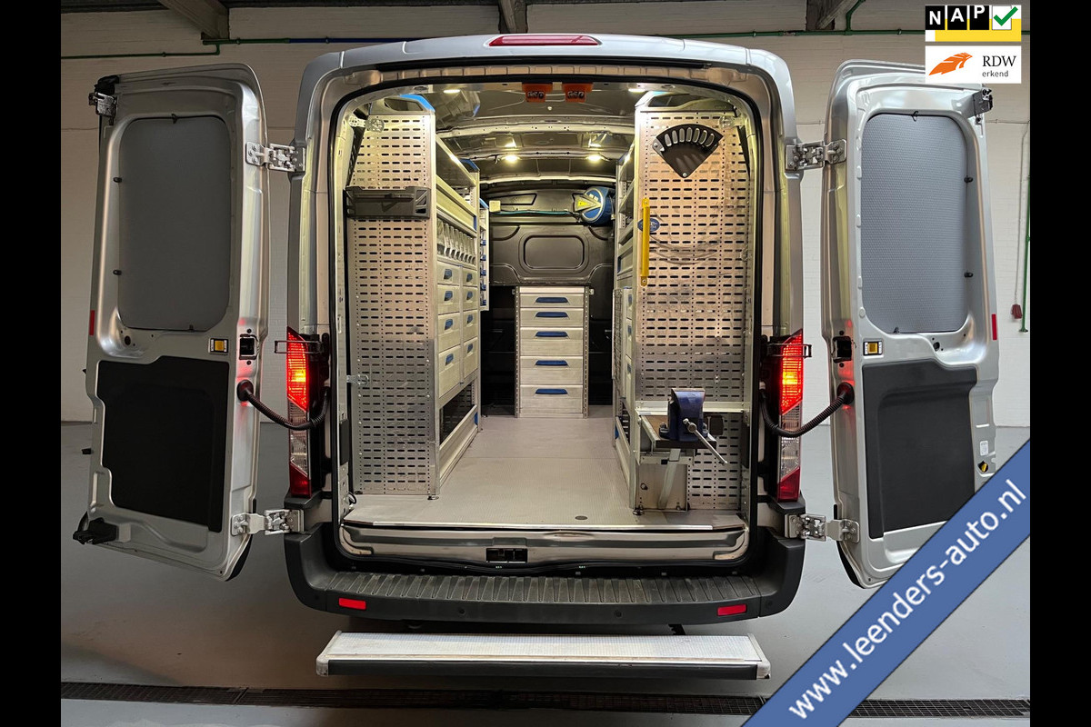 Ford Transit Servicewagen 350 2.0 TDCI euro6 L2H2 Trend 3Persoons Sortimo inrichting Airco Camera Grijs metallic RIJKLAARPRIJS! Ford Transit Servicewagen 350 2.0 TDCI euro6 L2H2 Trend 3Persoons Sortimo inrichting Airco Camera Grijs metallic RIJKLAARPRIJS!
