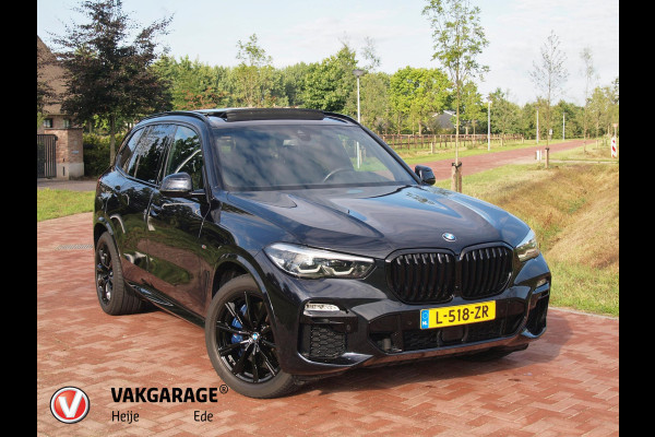 BMW X5 xDrive45e High Executive | M-Pakket | Glazen Panorama-dak | Camera | NL-Auto |