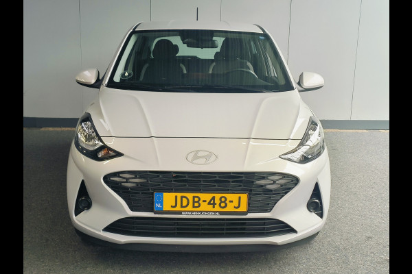 Hyundai i10 1.0 Comfort Smart AUTOMAAT uit 2024 Rijklaar + Fabrieksgarantie tot 04-2029 Henk Jongen Auto's in Helmond,  al 50 jaar service zoals 't hoort!