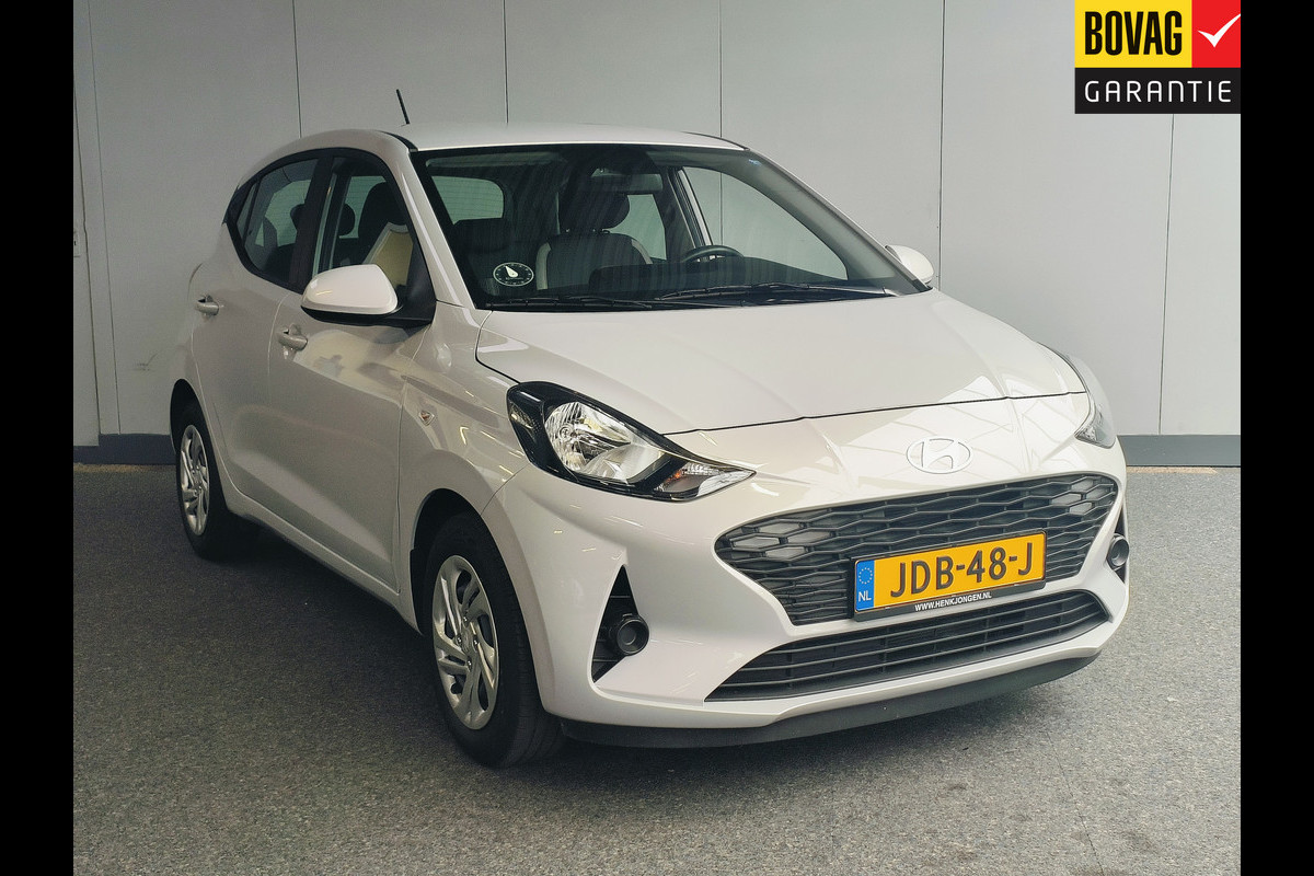 Hyundai i10 1.0 Comfort Smart AUTOMAAT uit 2024 Rijklaar + Fabrieksgarantie tot 04-2029 Henk Jongen Auto's in Helmond, al 50 jaar service zoals 't hoort! Hyundai i10 1.0 Comfort Smart AUTOMAAT uit 2024 Rijklaar + Fabrieksgarantie tot 04-2029 Henk Jongen Auto's in Helmond, al 50 jaar service zoals 't hoort!