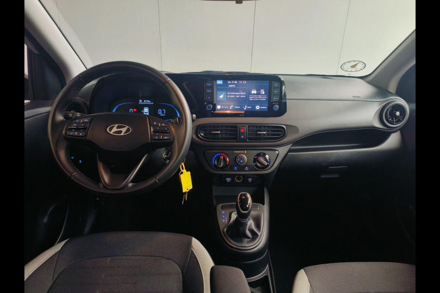 Hyundai i10 1.0 Comfort Smart AUTOMAAT uit 2024 Rijklaar + Fabrieksgarantie tot 04-2029 Henk Jongen Auto's in Helmond,  al 50 jaar service zoals 't hoort!