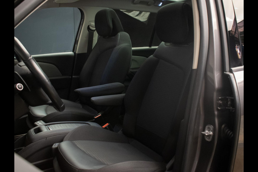 Citroën Grand C4 Spacetourer 1.2 PureTech Shine Sport 7p (PANORAMADAK,NAVI,CAMERA,LMVELGEN,CRUISE,CLIMATE,SPORTSTOELEN,NETTESTAAT)