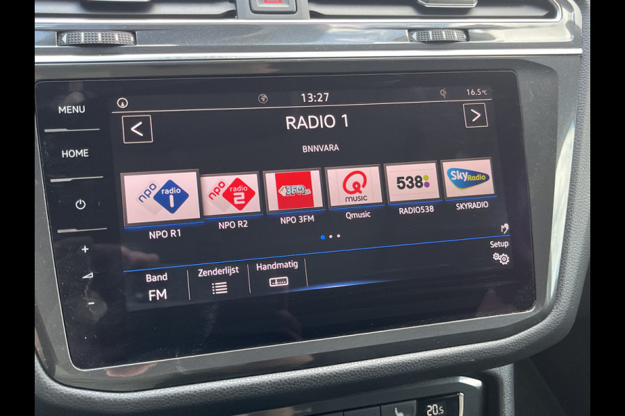 Volkswagen Tiguan Allspace 1.4 TSI Comfortline Business 7p. | Pano | Trekhaak | Stoelverwarming | Navi | ACC | App-connect | Elek. achterklep | All-seasons |
