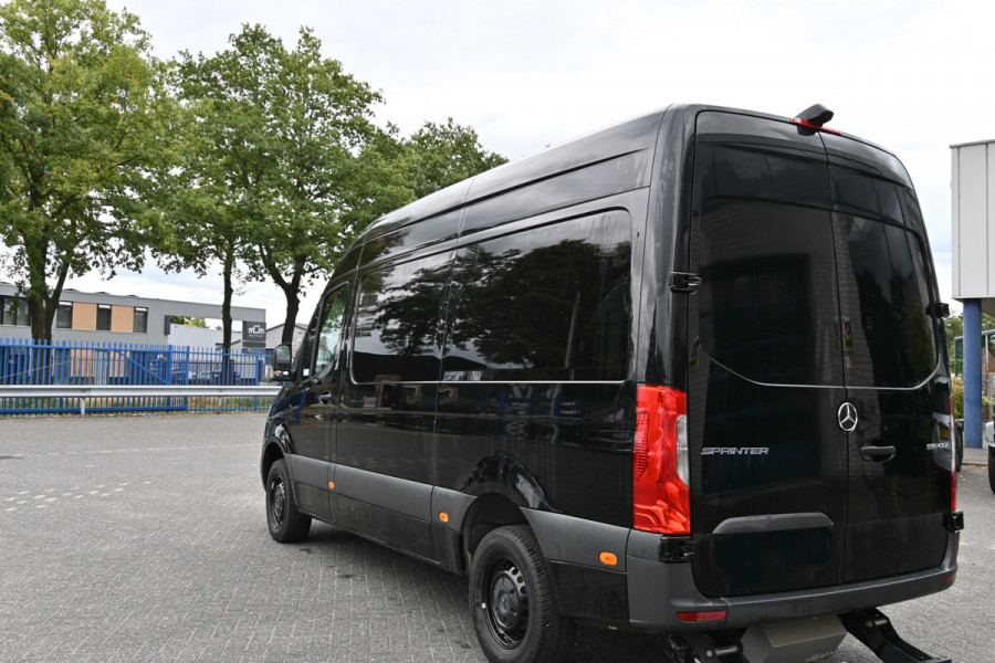 Mercedes-Benz Sprinter 315 CDI L2H2 RWD MBUX navigatie met camera