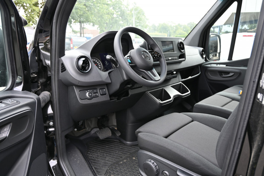 Mercedes-Benz Sprinter 315 CDI L2H2 RWD MBUX navigatie met camera