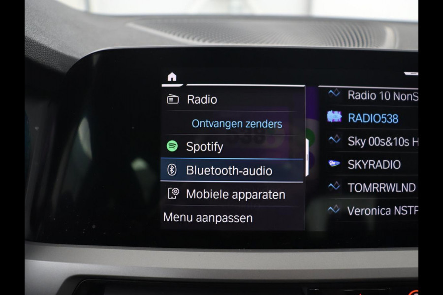 BMW 3-serie 320e Advantage | Leder | Sportstoelen | Stoelverwarming | Camera | Live Cockpit | Carplay | Navigatie | Full LED | Park Assist | PHEV | Plug In