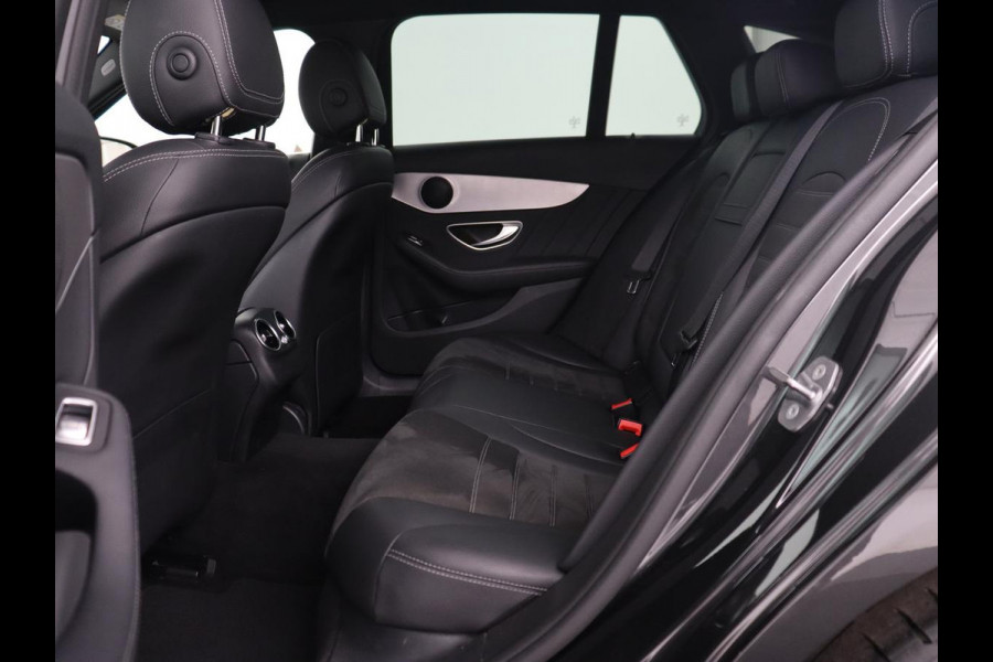 Mercedes-Benz C-Klasse 160 AMG Limited | Stoelverwarming | Leder/Alcantara | Digital Cockpit | Camera | Navigatie | Full LED | Park Assist
