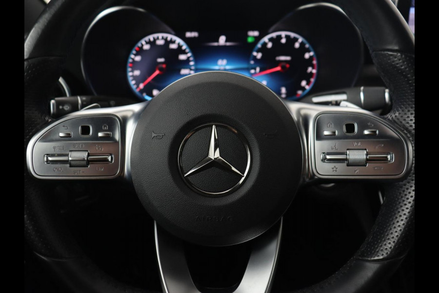 Mercedes-Benz C-Klasse 160 AMG Limited | Stoelverwarming | Leder/Alcantara | Digital Cockpit | Camera | Navigatie | Full LED | Park Assist