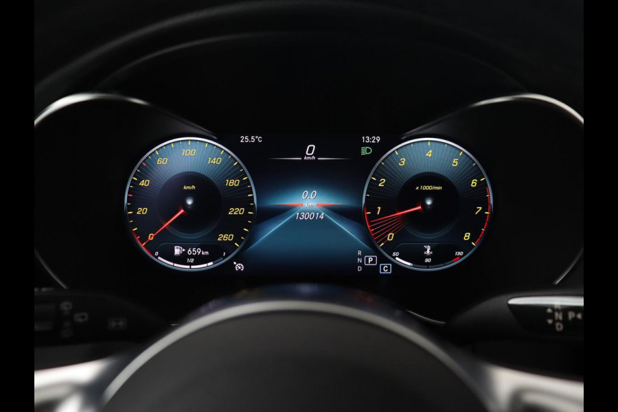 Mercedes-Benz C-Klasse 160 AMG Limited | Stoelverwarming | Leder/Alcantara | Digital Cockpit | Camera | Navigatie | Full LED | Park Assist