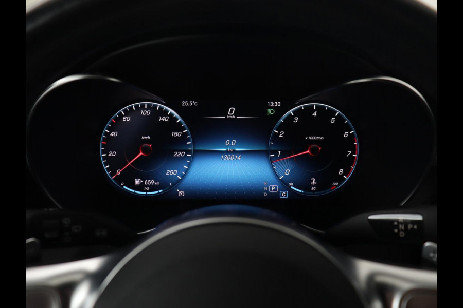 Mercedes-Benz C-Klasse 160 AMG Limited | Stoelverwarming | Leder/Alcantara | Digital Cockpit | Camera | Navigatie | Full LED | Park Assist