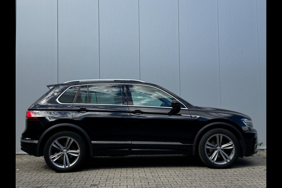 Volkswagen Tiguan 1.5 TSI HIGHLINE R-LINE PANORAMADAK 360 CAMERA CARPLAY VIRTUAL NAP NEDERLANDSE AUTO VOL LEDER LED