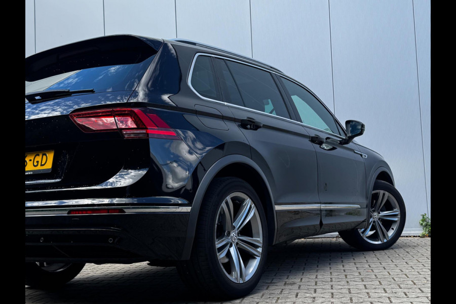 Volkswagen Tiguan 1.5 TSI HIGHLINE R-LINE PANORAMADAK 360 CAMERA CARPLAY VIRTUAL NAP NEDERLANDSE AUTO VOL LEDER LED