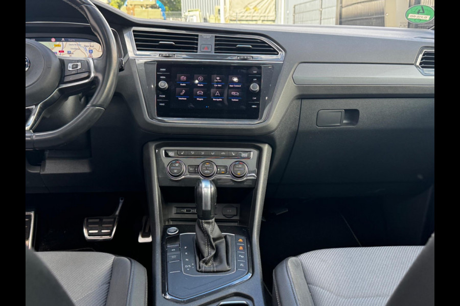 Volkswagen Tiguan 1.5 TSI HIGHLINE R-LINE PANORAMADAK 360 CAMERA CARPLAY VIRTUAL NAP NEDERLANDSE AUTO VOL LEDER LED