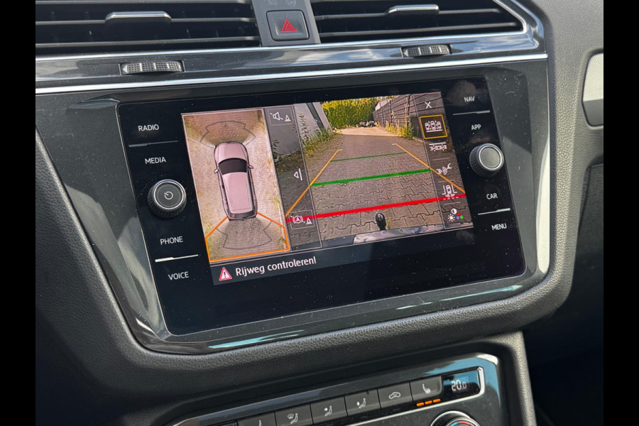Volkswagen Tiguan 1.5 TSI HIGHLINE R-LINE PANORAMADAK 360 CAMERA CARPLAY VIRTUAL NAP NEDERLANDSE AUTO VOL LEDER LED