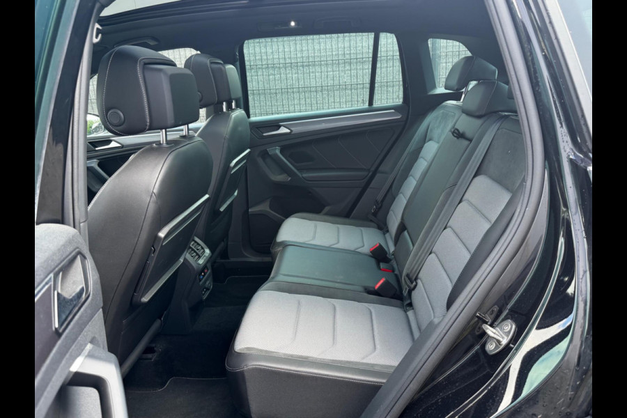 Volkswagen Tiguan 1.5 TSI HIGHLINE R-LINE PANORAMADAK 360 CAMERA CARPLAY VIRTUAL NAP NEDERLANDSE AUTO VOL LEDER LED