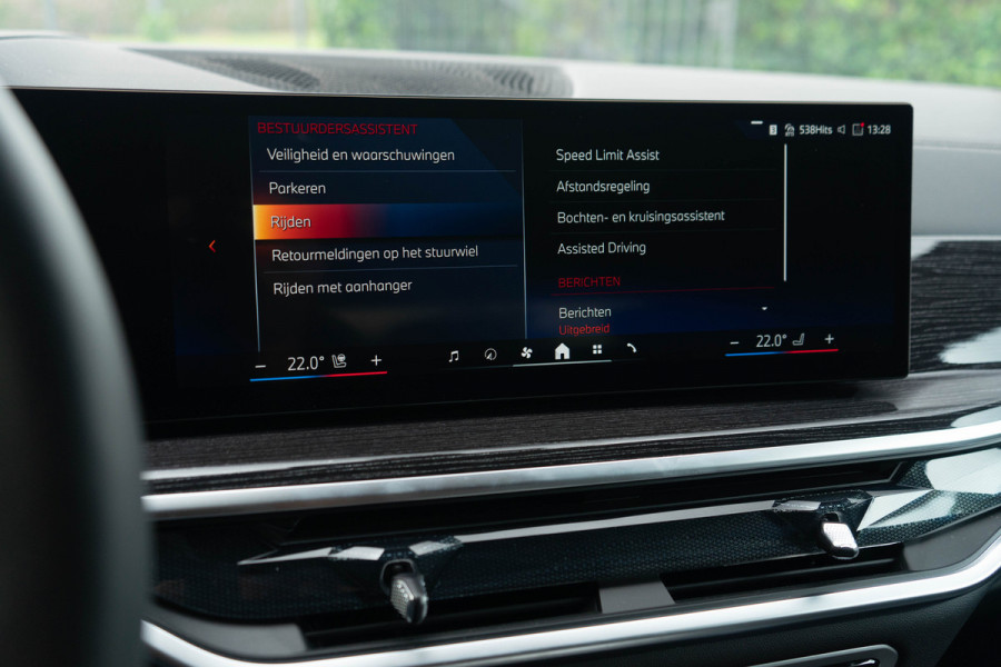 BMW X5 xDrive 50e M performance/ Luchtvering/ Standkachel/ Adaptive Cruise Control/ Panoramadak/ 265kW (360PK)