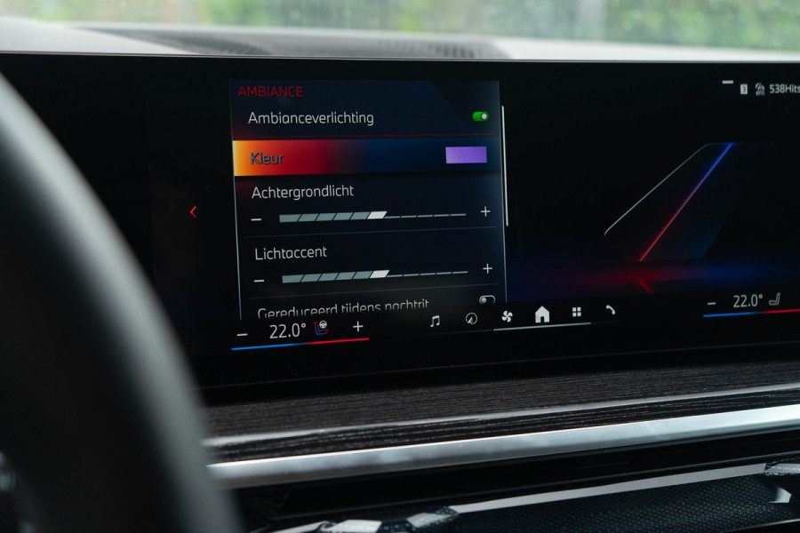 BMW X5 xDrive 50e M performance/ Luchtvering/ Standkachel/ Adaptive Cruise Control/ Panoramadak/ 265kW (360PK)