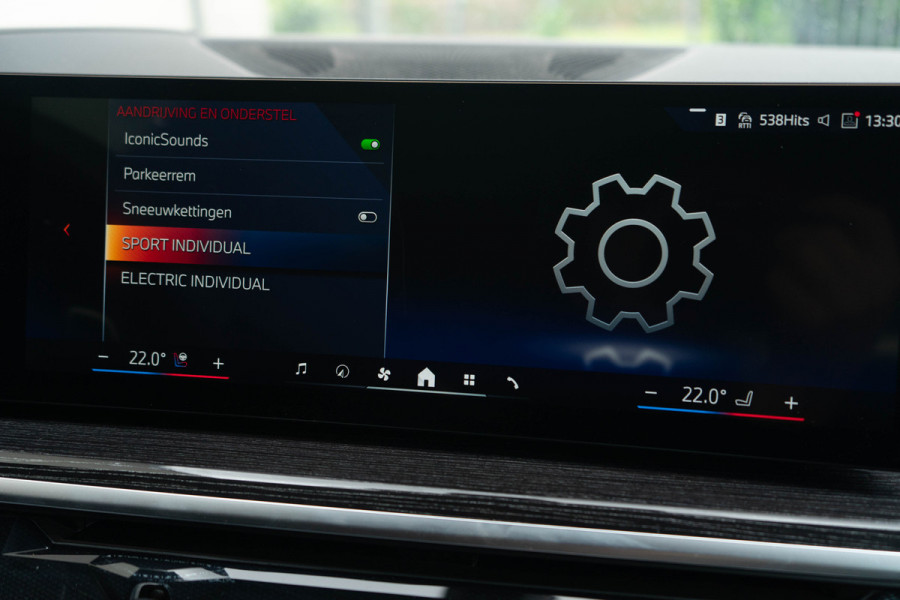 BMW X5 xDrive 50e M performance/ Luchtvering/ Standkachel/ Adaptive Cruise Control/ Panoramadak/ 265kW (360PK)