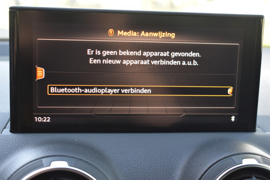 Audi Q2 35 TFSI Pro Line - Facelift Automaat Stoelverwarming Parkeersensoren.