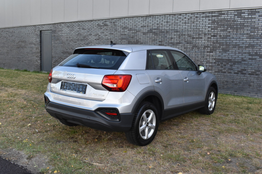 Audi Q2 35 TFSI Pro Line - Facelift Automaat Stoelverwarming Parkeersensoren.
