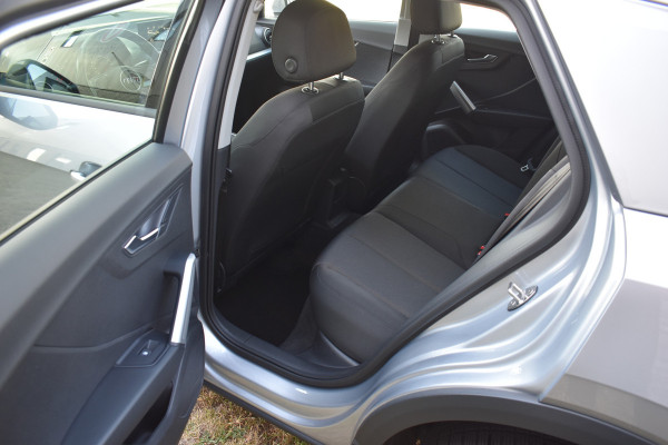 Audi Q2 35 TFSI Pro Line - Facelift Automaat Stoelverwarming Parkeersensoren.