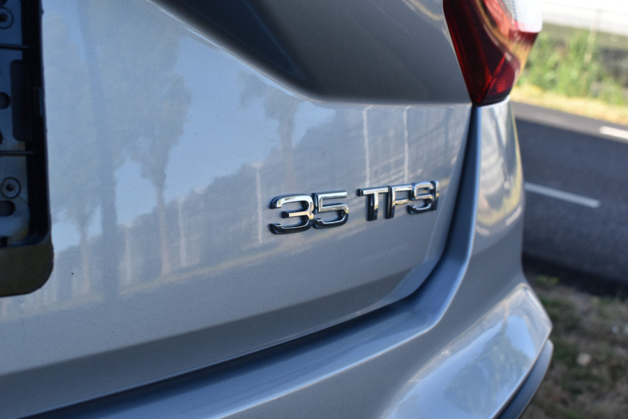 Audi Q2 35 TFSI Pro Line - Facelift Automaat Stoelverwarming Parkeersensoren.