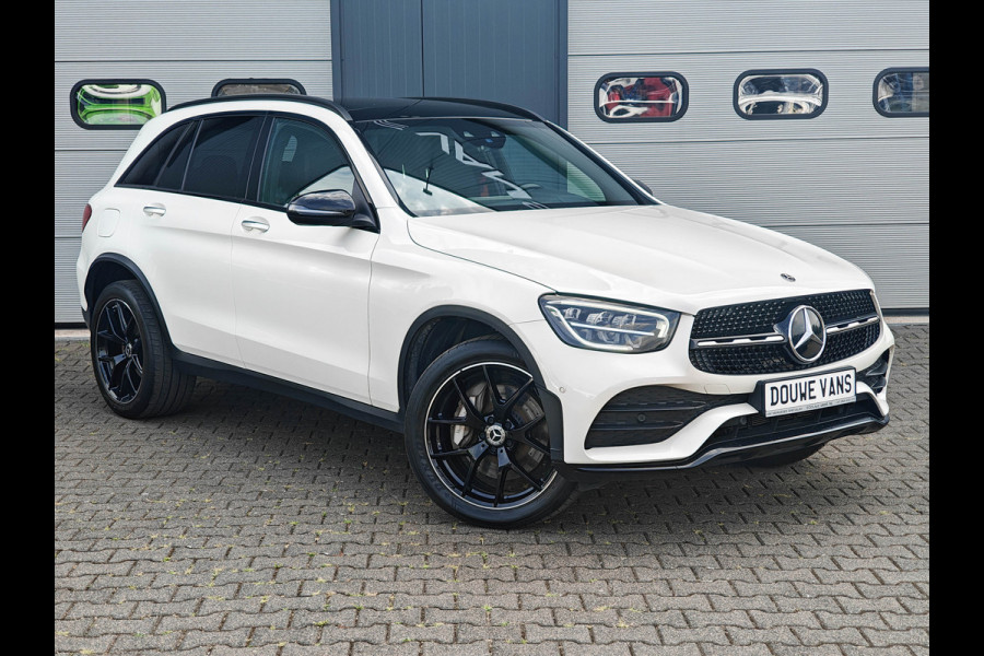 Mercedes-Benz GLC 300e 4MAtic Panorama Sportpakket AMG LinePlus DAB